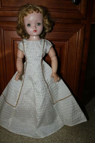 Vintage Madame Alexander Cissy Doll In White & Gold Dress 20 " Blonde