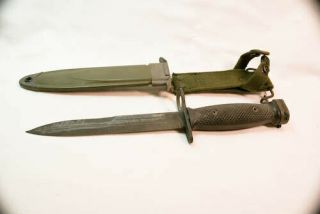 Vintage Us Military M7 Bayonet Knife & Sheath