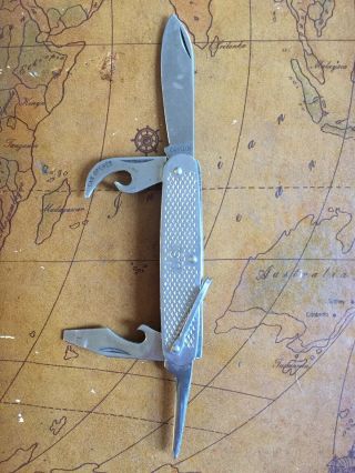 Vintage Camillus 1981 U.  S.  Military Issue Folding Pocket Knife - Fast