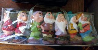 Disney Vintage Set Of 7 Dwarfs Rubber Dolls Toys 5.  5 " Snow White Seven In Case