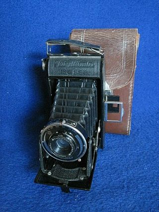 Vintage Voigtlander Bessa Folding Camera 1:6.  3 10.  5cm Clean/working