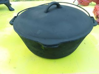 Vintage Classic 10.  25 " X 4 In Deep Cast Iron Pot With Lid And Handle