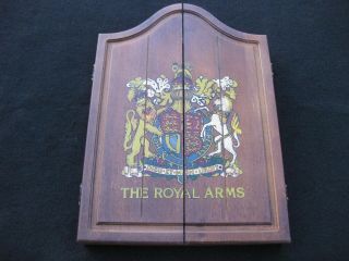 Vtg The Royal Arms Wood Cabinet Dartboard Dieu Et Mon Droit Accudart Darts Coat