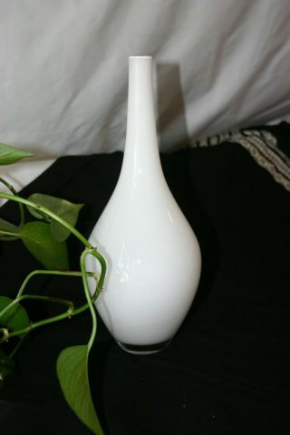 Vintage Danish Scandinavian White Hand Blown Tear Drop Art Glass Vase