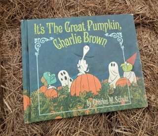 Vintage Halloween Book - It 