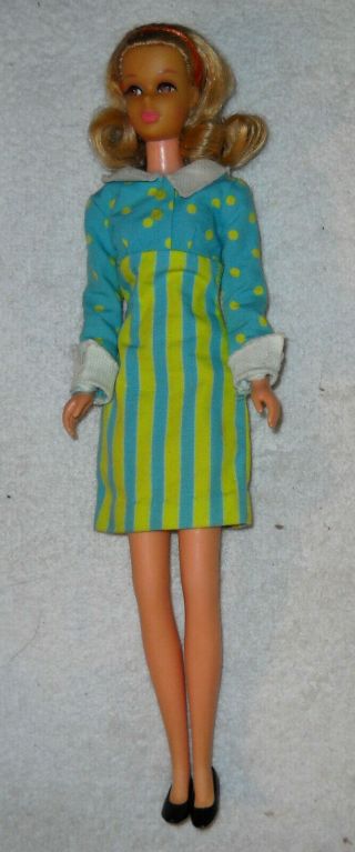 Vintage No Bangs Francie Doll - Very Rare