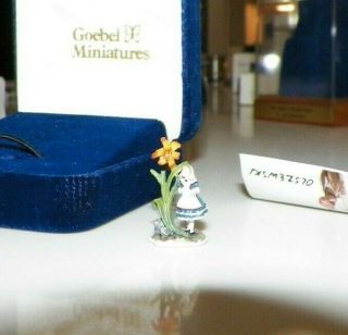 Vintage Olszewski Disney Miniatures Alice In Wonderland In The Garden 670 - P