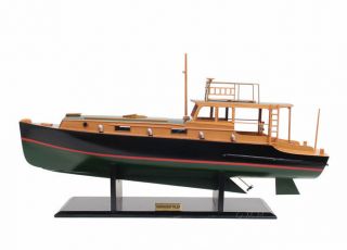 Hemingway™ Pilar Fishing Boat