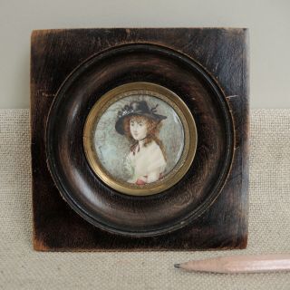 Antique Miniature French Portrait Of A Lady De Cholet ? 19th - C Painting Signed
