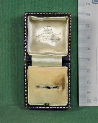 VINTAGE EMPTY JEWELLERY BOX FOR RING ECT (B194) 2