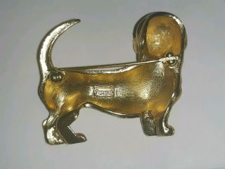 Vintage Crown Trifari Dachshund Dog Pin Brooch Gold Tone 2
