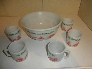 Vintage Hazel Atlas Tom And Jerry Christmas Punch Bowl & 5 Cups Milk Glass
