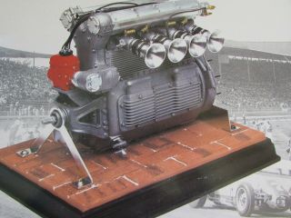 Gmp Offenhauser " Offy " Race Car Engine 255 Cu.  1:6 Scale Box & Display