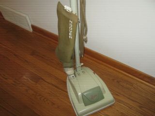 Vintage Hoover Model 1330 Vacuum Cleaner Made In Great Britain Parts