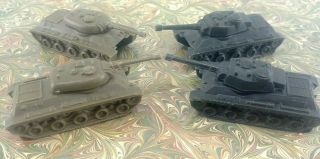 4 - Vintage Toy Us Army & German Military Tanks Plastic Wwii - Ideal (1975)