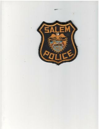 Vintage Salem Police Dept.  Shoulder Patch - Oregon - Usa