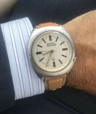 Bulova Accutron Vintage Men’s Wrist Watch 1974 - - Water Proof