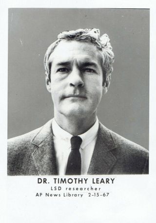 1967 Vintage Photo Lsd Drug Researcher Dr.  Timothy Leary Poses For Portrait