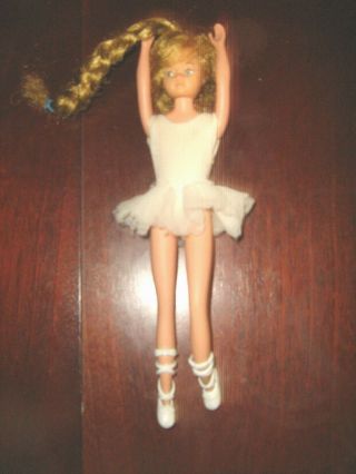Vintage Tressy Little Sister Toots Posing Doll Dress Ballet Shoes