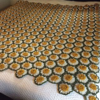 Vtg 3d Flower Power Crochet Afghan Granny Throw Blanket Retro Daisy 67”x57”