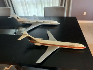 Boeing 727 Continental Airline 1/60 Scale 32 " Long Travel Agent Model