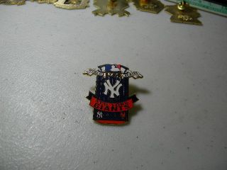 1923 World Series York Yankees Vs.  York Giants 2001 - 02 Pin