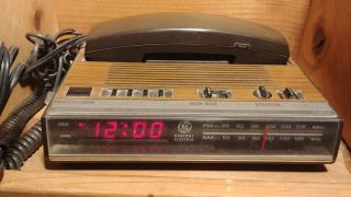 Vintage Ge Am/fm Radio Alarm Telephone Clock General Electric 7 - 4712a Woodgrain