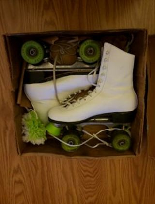 Vintage Ladies White Leather Roller Derby Official Skates Women’s Size 7