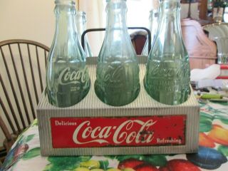 Vintage 1950 ' s Coca - Cola metal 6 pack with 6 vintage coke bottles 3
