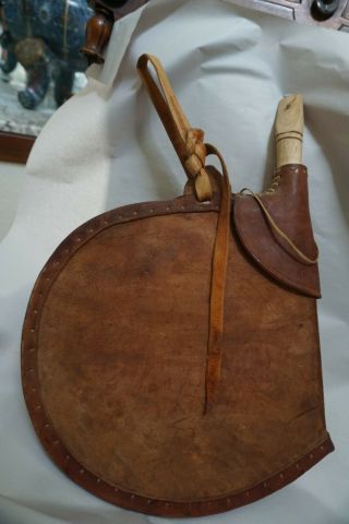Vintage Handmade Leather Bota Bag Water Buckskin Pouch Canteen Drinking Western