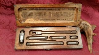 Vintage Starrett - Inside Micrometer Set - 823a