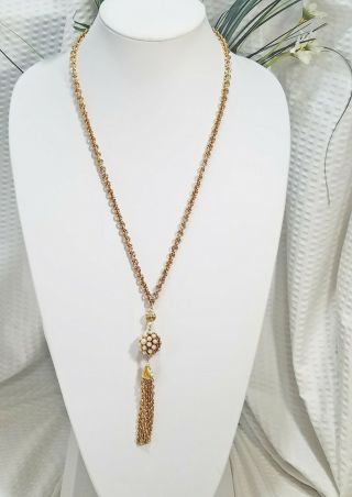 Vintage Gold Tone Rolo Chain And Fringe Pendant Necklace