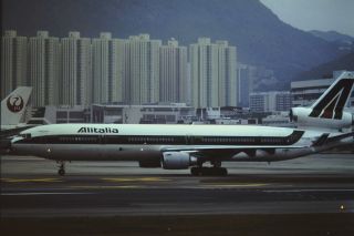 1997 Hong Kong Photo Slide Alitalia Md - 11 I - Dupi Kai Tak Hkg