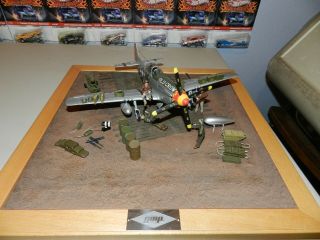Gmp Old Crow P - 51 Mustang Diecast With Diorama