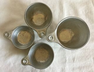 Vintage Set of 4 Metal Nesting Measuring Cups 1/4,  1/3,  1/2,  1 Cup Tab Handle 3