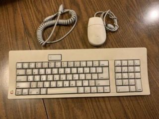 Vintage Apple M0116 Keyboard With Apple Mouse M2706 And Cable