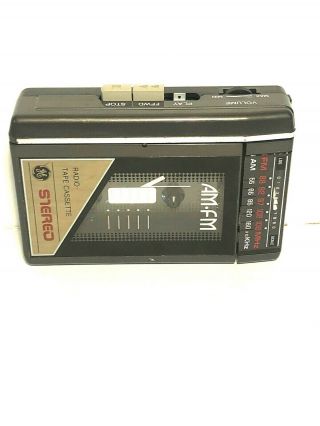 Vintage Ge General Electric 3 - 5470b Cassette Stereo Am/fm Walkman