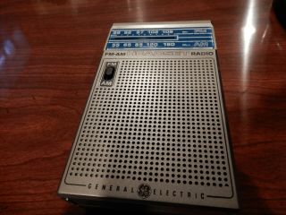 Vintage General Electric Fm Am Transistor Radio Model 7 - 1150a