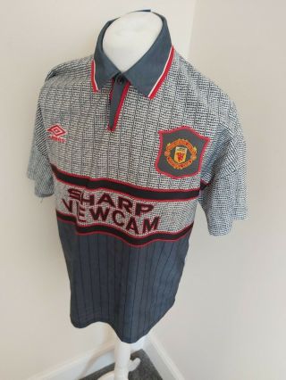 Retro Vintage Manchester United Shirt Away 1996 Large Grey 46 Chest Umbro