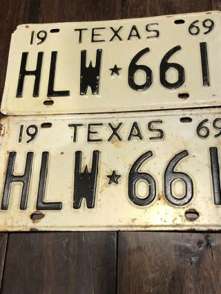 VINTAGE 1969 TEXAS TX.  LICENSE PLATE SET All HLW 661 3