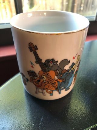 Vintage Walt Disney Productions ARISTOCATS Gold Rim Coffee Mug Cup Disney World 2
