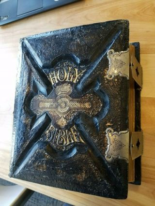 Antique 1890 Family Parallel Holy Bible Apocrypha Restored With Clasp E3