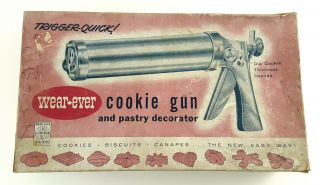 Vintage Trigger Quick Wear - Ever Cookie Gun And Pastry Decorator Complete