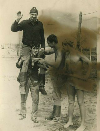 Shirtless Handsome Young Men Soldier Bulge Beach Gay Int Vintage Photo