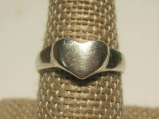 Vintage Solid Sterling Silver 925 Heart Band Ring 3.  3g Size 7