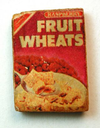 Bb Vintage Wood Button Box Of Cereal " Fruit Wheats " Decoupage Type 1 " 1930s