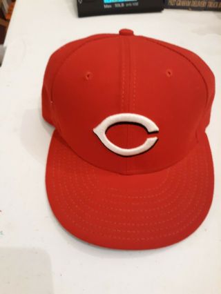 Cincinnati Reds Mlb Baseball Hat Authentic Era Fitted Size 7 1/8 Red Cap