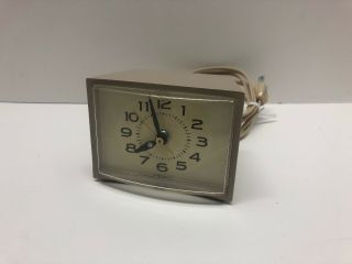 Vintage Ge Electric Alarm Clock Model 7299k Usa General Electric Mcm