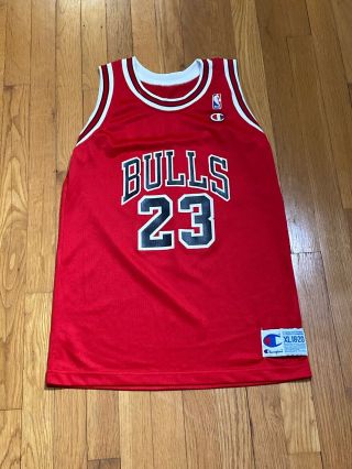Vintage 90s Michael Jordan Chicago Bulls Youth Red Home Jersey Size Xl 18 - 20