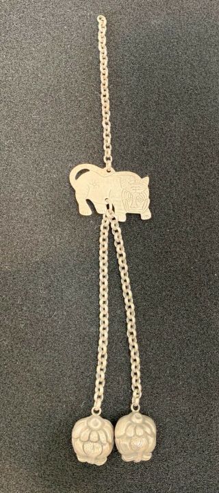 Vintage Chinese Chain With Lion Dog And Flower Pods (z16)